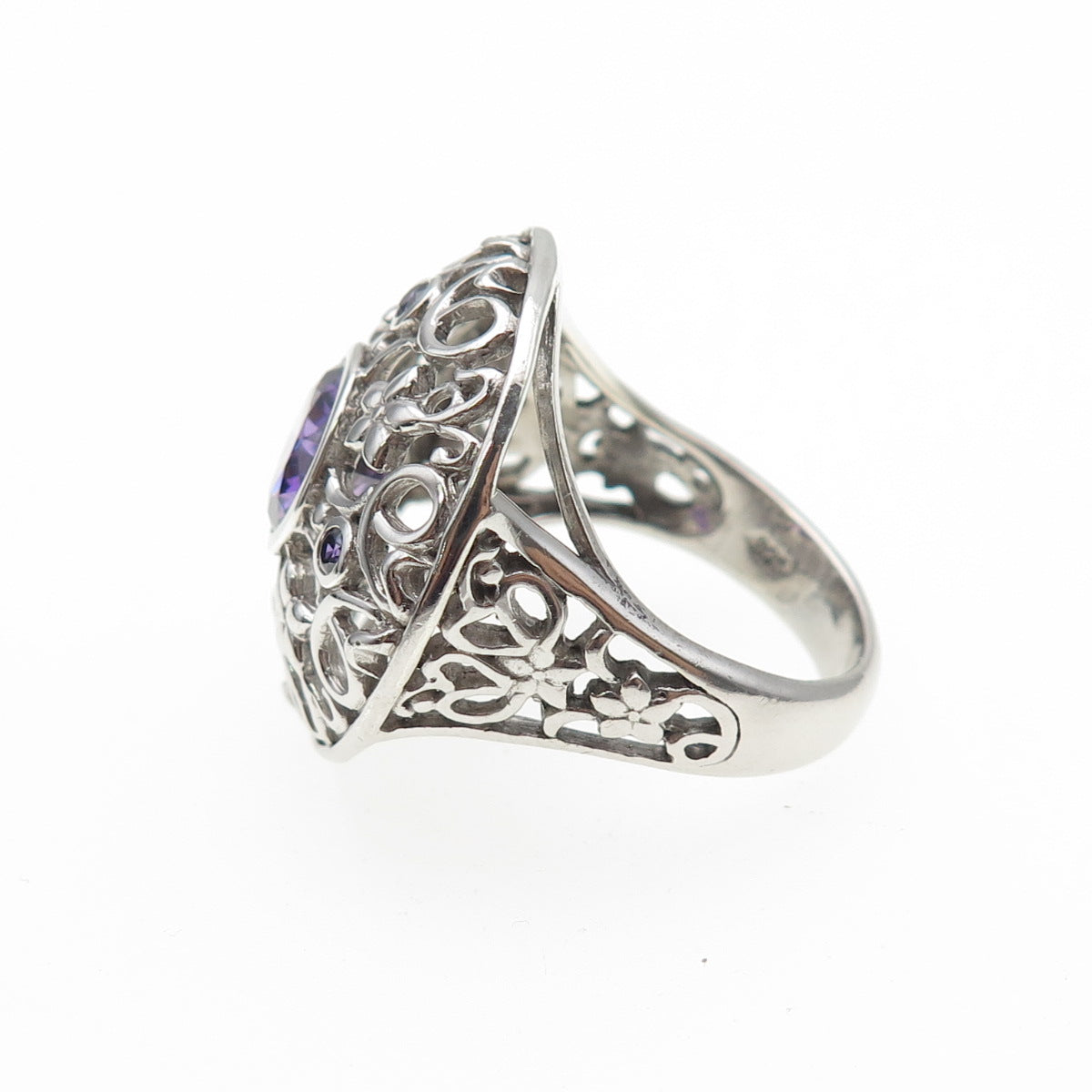 925 Sterling Silver Real Round-Cut Amethyst Ornate Flower Ring Size 8.25