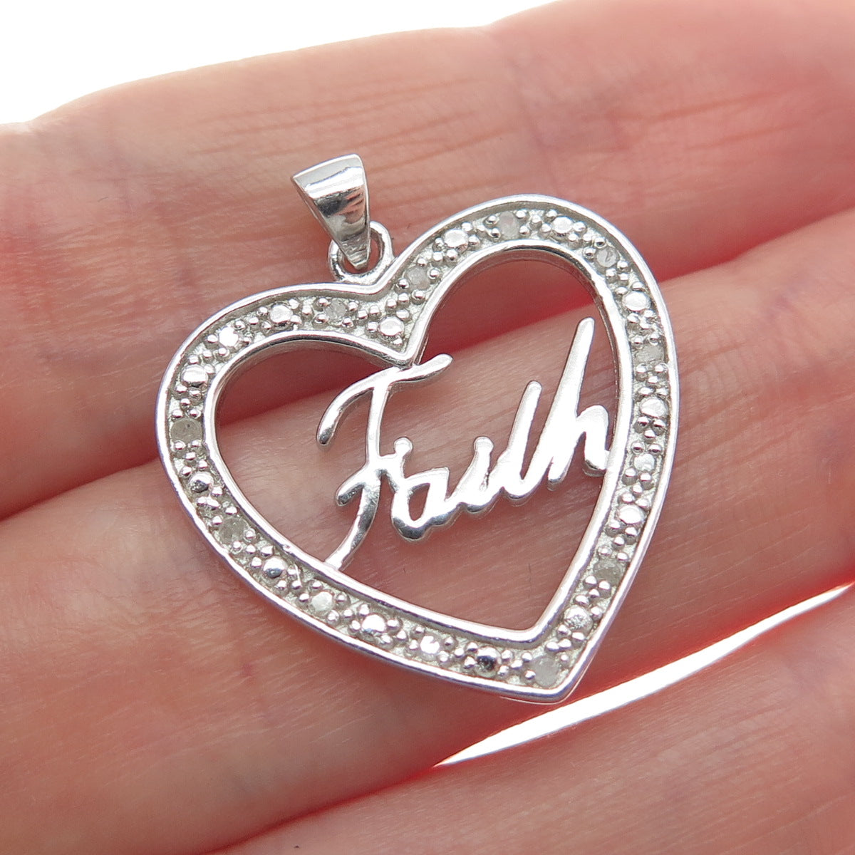 HAN 925 Sterling Silver Real Round-Cut Diamond Faith Heart Minimalist Pendant