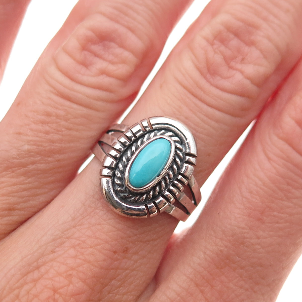 925 Sterling Silver Vintage Real Turquoise Southwestern Oxidized Ring Size 7