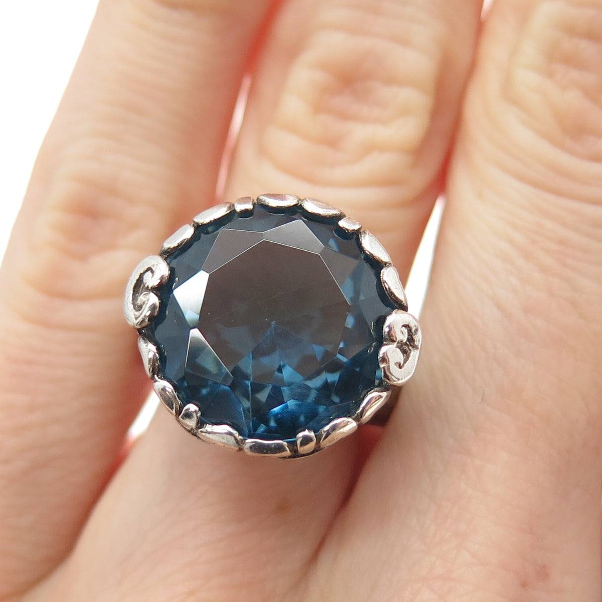JGD JANICE GIRARDI 925 Sterling Silver Vintage Ocean Blue C Z Ring Size 6.5