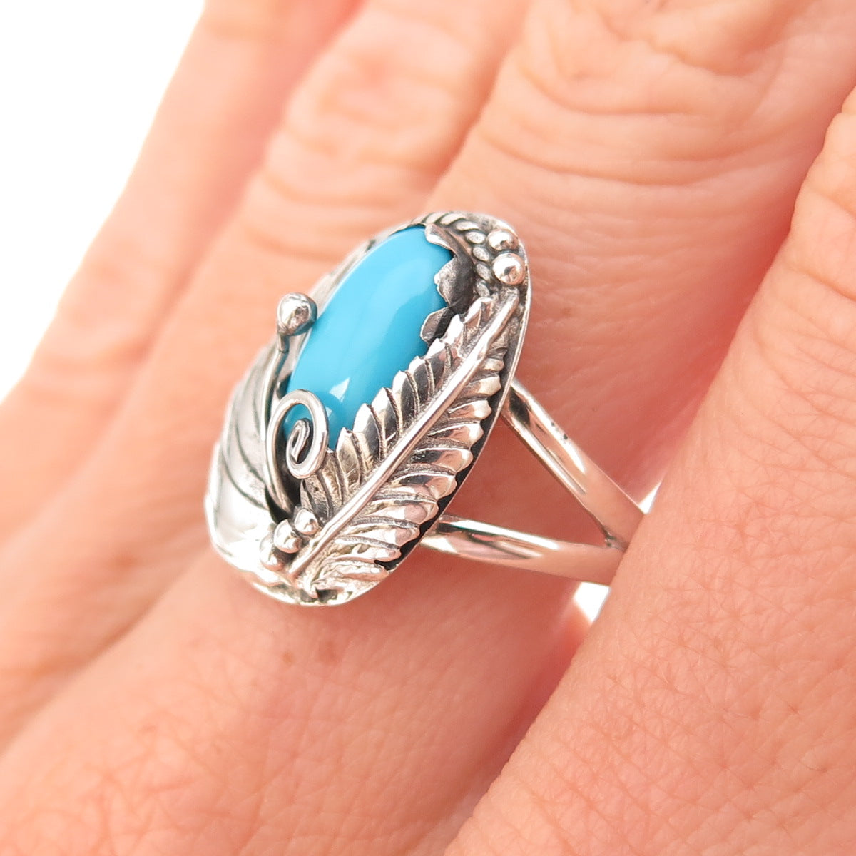 925 Sterling Vintage Real Sleeping Beauty Turquoise Feather Ring Size 8.25