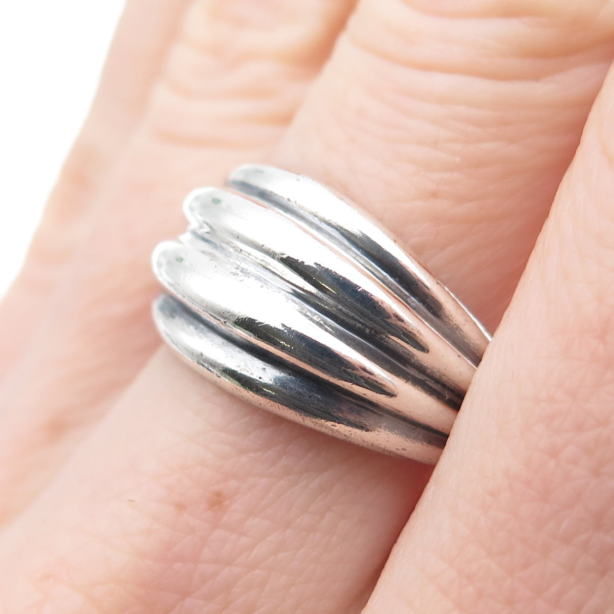 925 Sterling Silver Vintage Modernist Ribbed Oxidized Ring Size 6.75