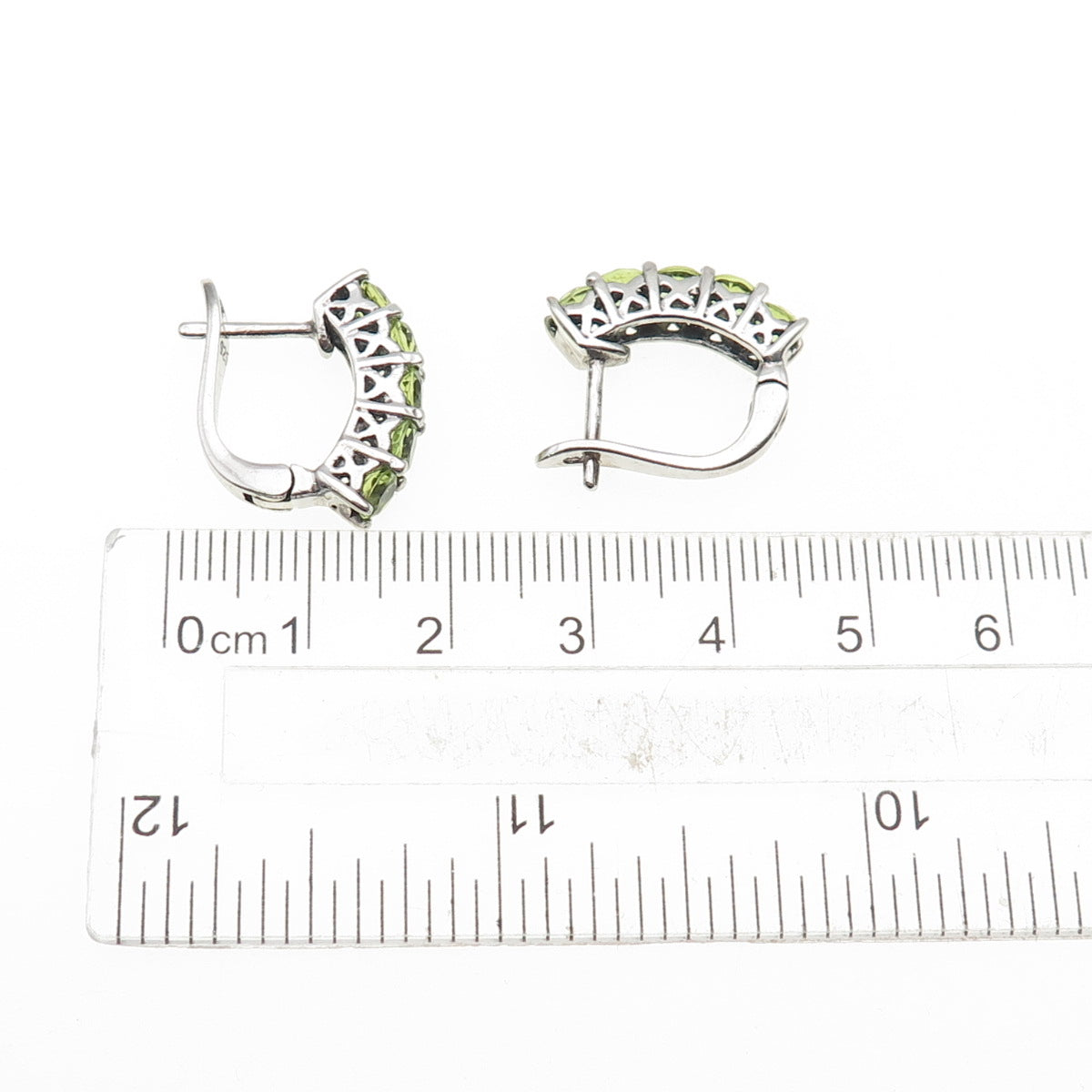 925 Sterling Silver Real Round-Cut Peridot Earrings
