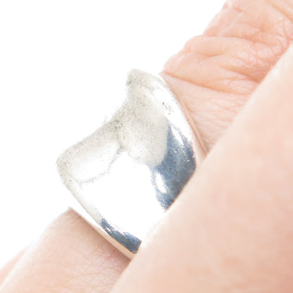 925 Sterling Silver Vintage Modernist Wavy Oxidized Ring Size 6.75