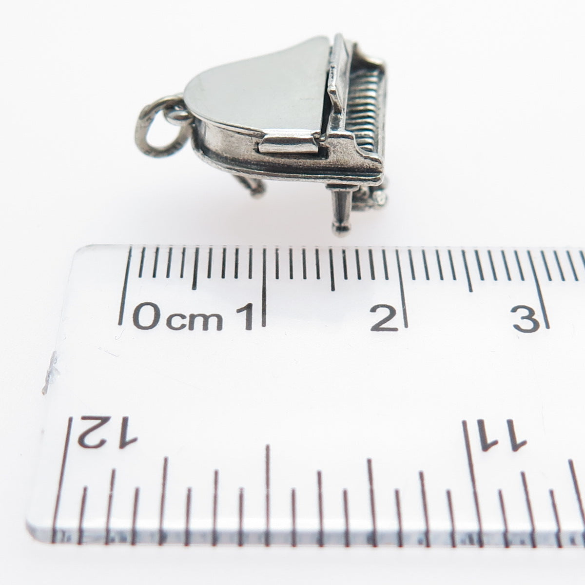 BEAU 925 Sterling Silver Vintage Grand Piano Minimalist 3D Charm Locket Pendant