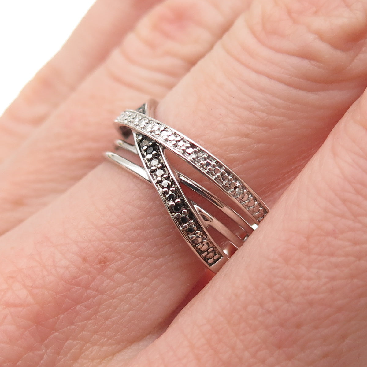 Sun 925 Sterling Silver Real Black & White Diamond Crisscross Ring Size 7