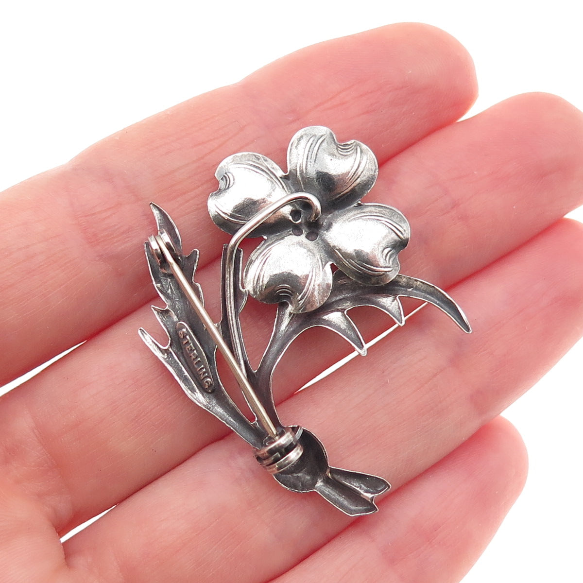 925 Sterling Silver Vintage Dogwood Flower Oxidized Pin Brooch
