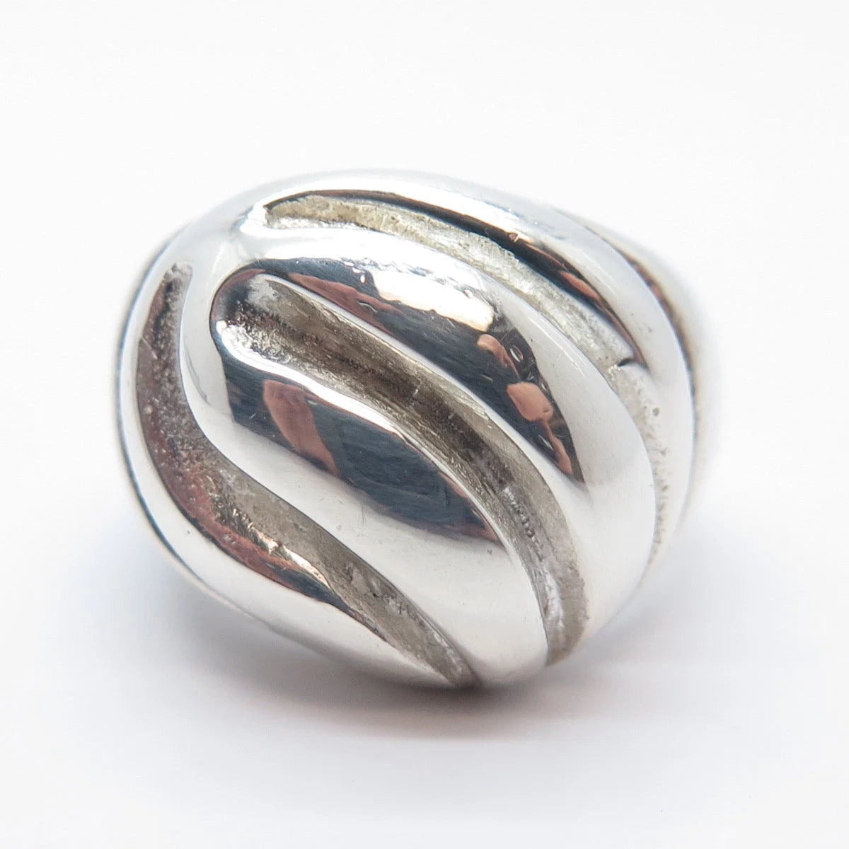925 Sterling Silver Vintage Ribbed Domed Ring Size 6