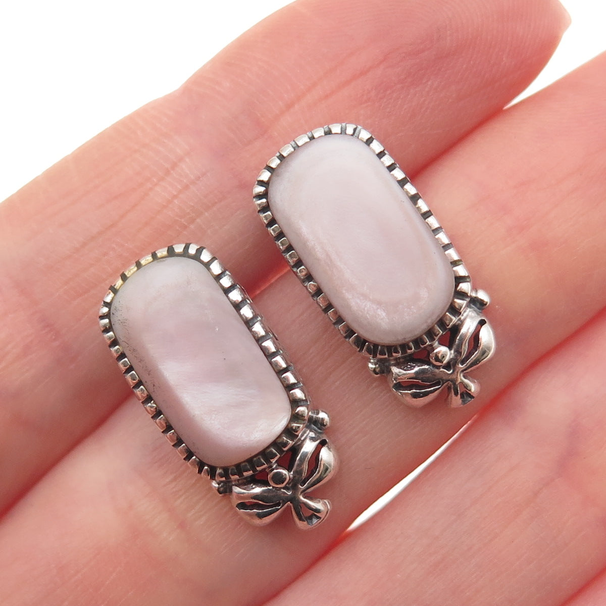 SX Sally C 925 Sterling Silver Vintage Real MOP Modernist Bow Earrings