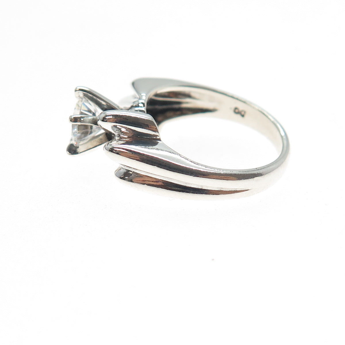 925 Sterling Silver Vintage Round-Cut C Z Modernist Ring Size 5