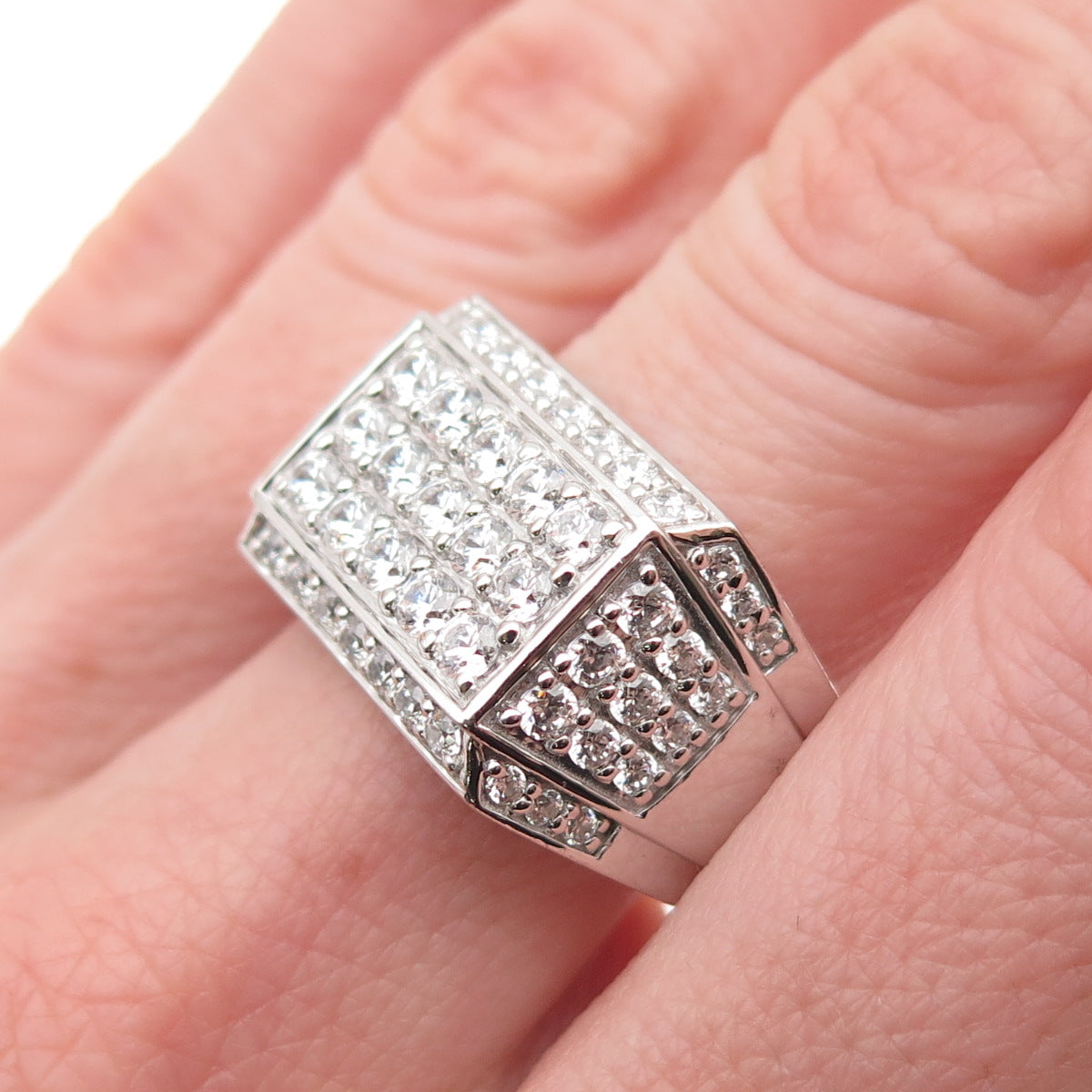 925 Sterling Silver Round-Cut C Z Sparkle Ring Size 10.25