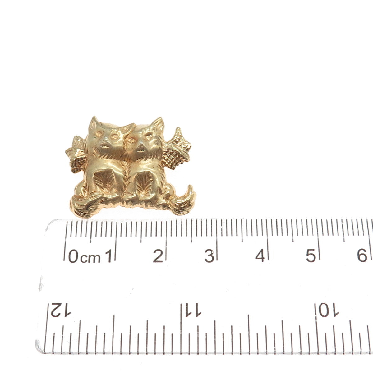 BEAU 925 Sterling Silver Gold Plated Vintage Dog Twins Repousse Pin Brooch