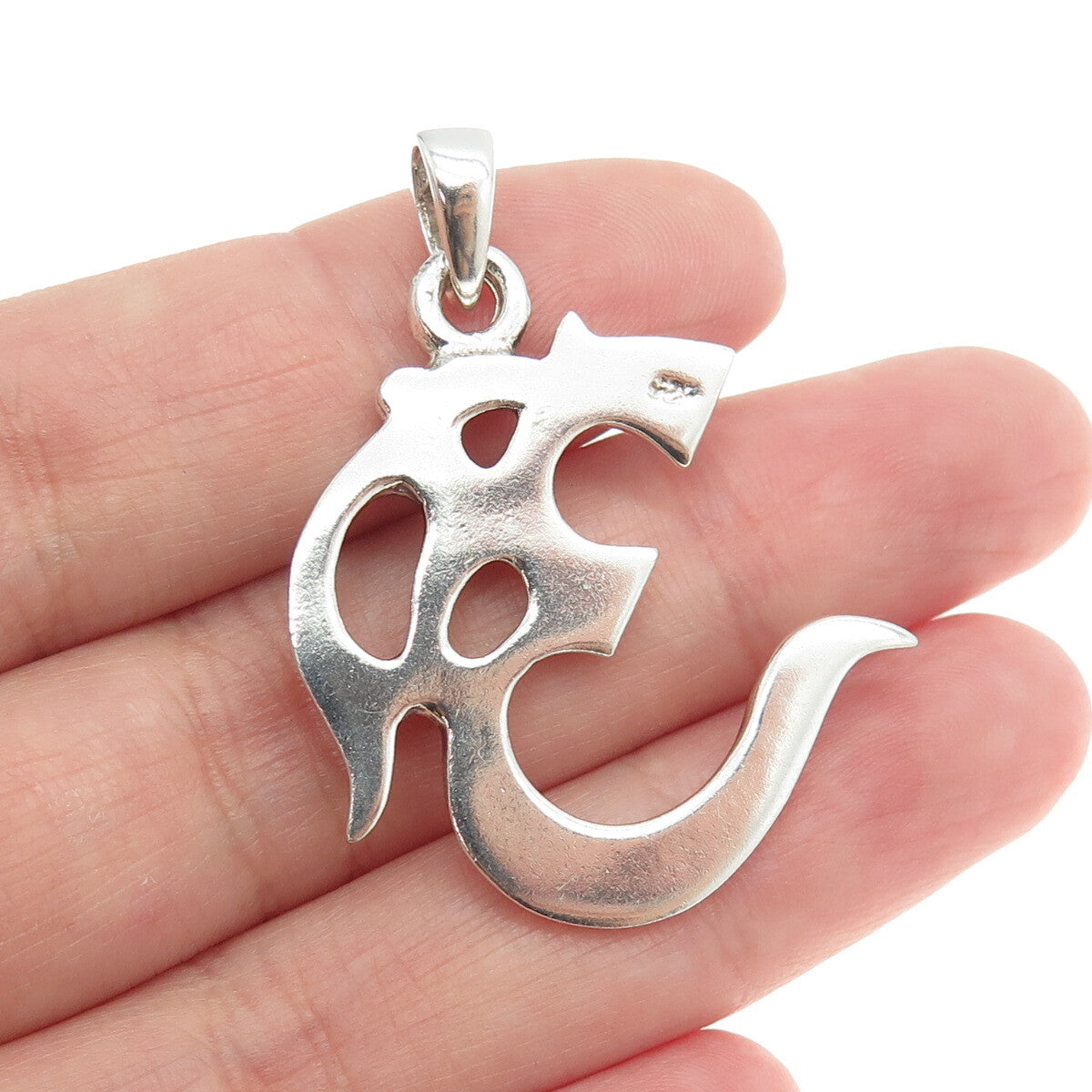 925 Sterling Silver Vintage Om Mantra Pendant