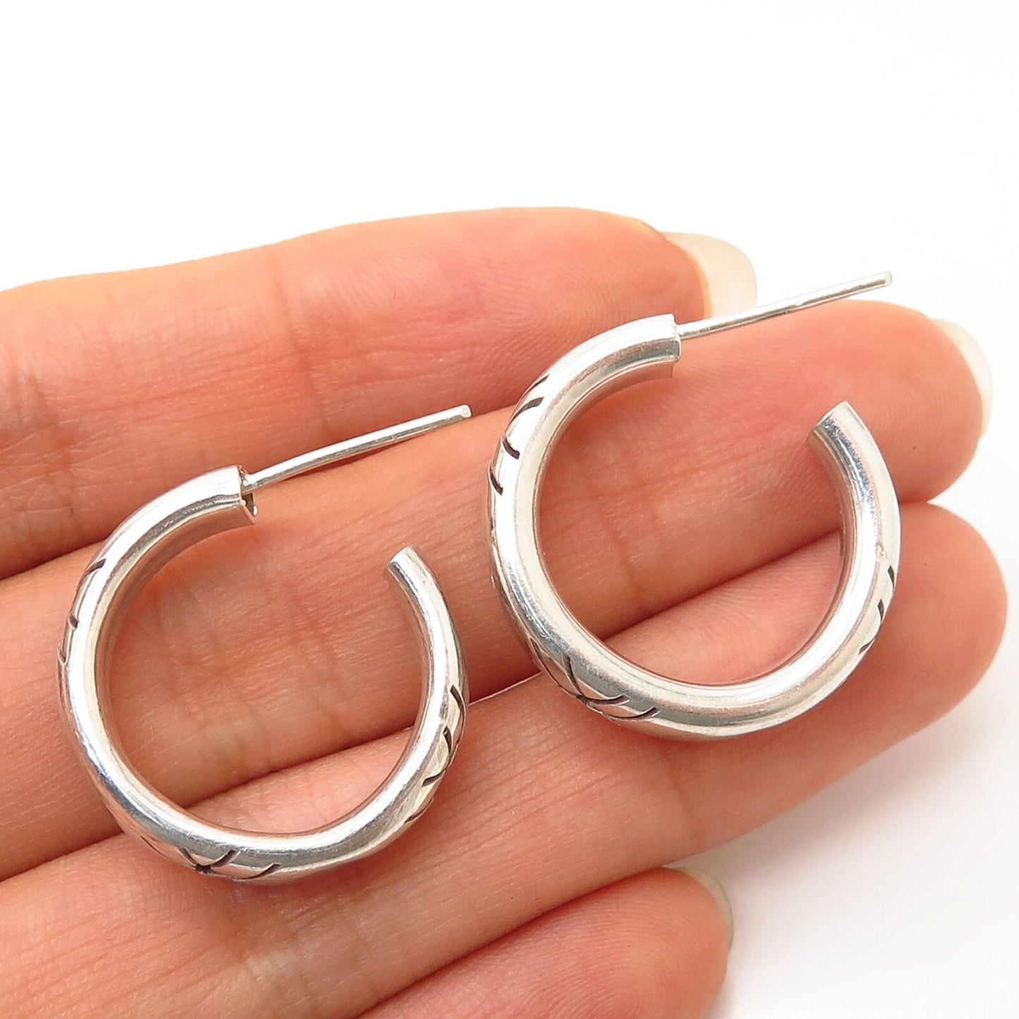 925 Sterling Silver Hollow Cutout Design Hoop Earrings