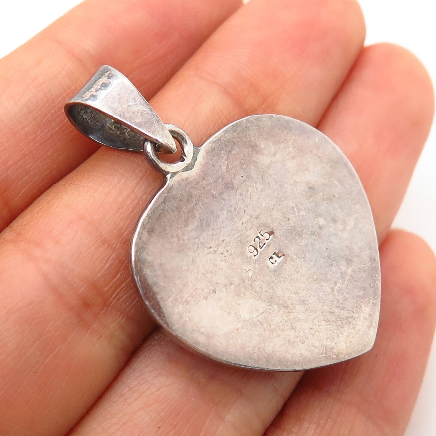 925 Sterling Silver Real Mother-of-Pearl Heart Design Pendant