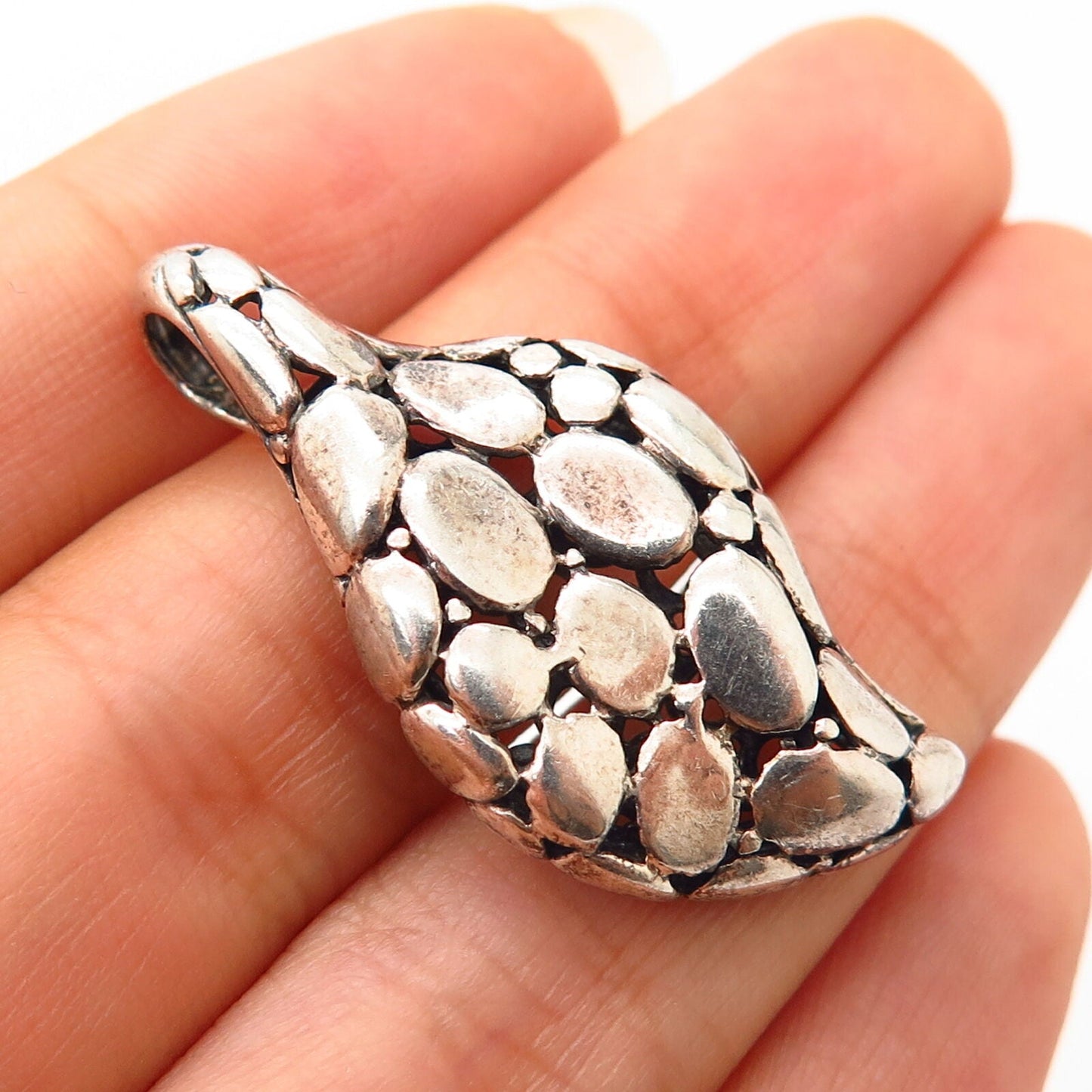 925 Sterling Silver Pebble Design Slide Pendant