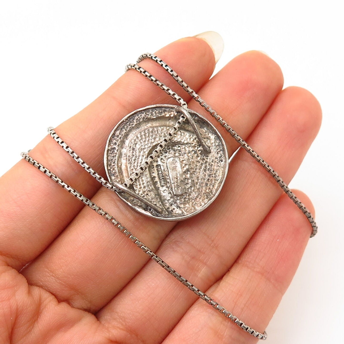 925 Sterling Silver Vintage Abstract Design Pendant Box Chain Necklace 15"