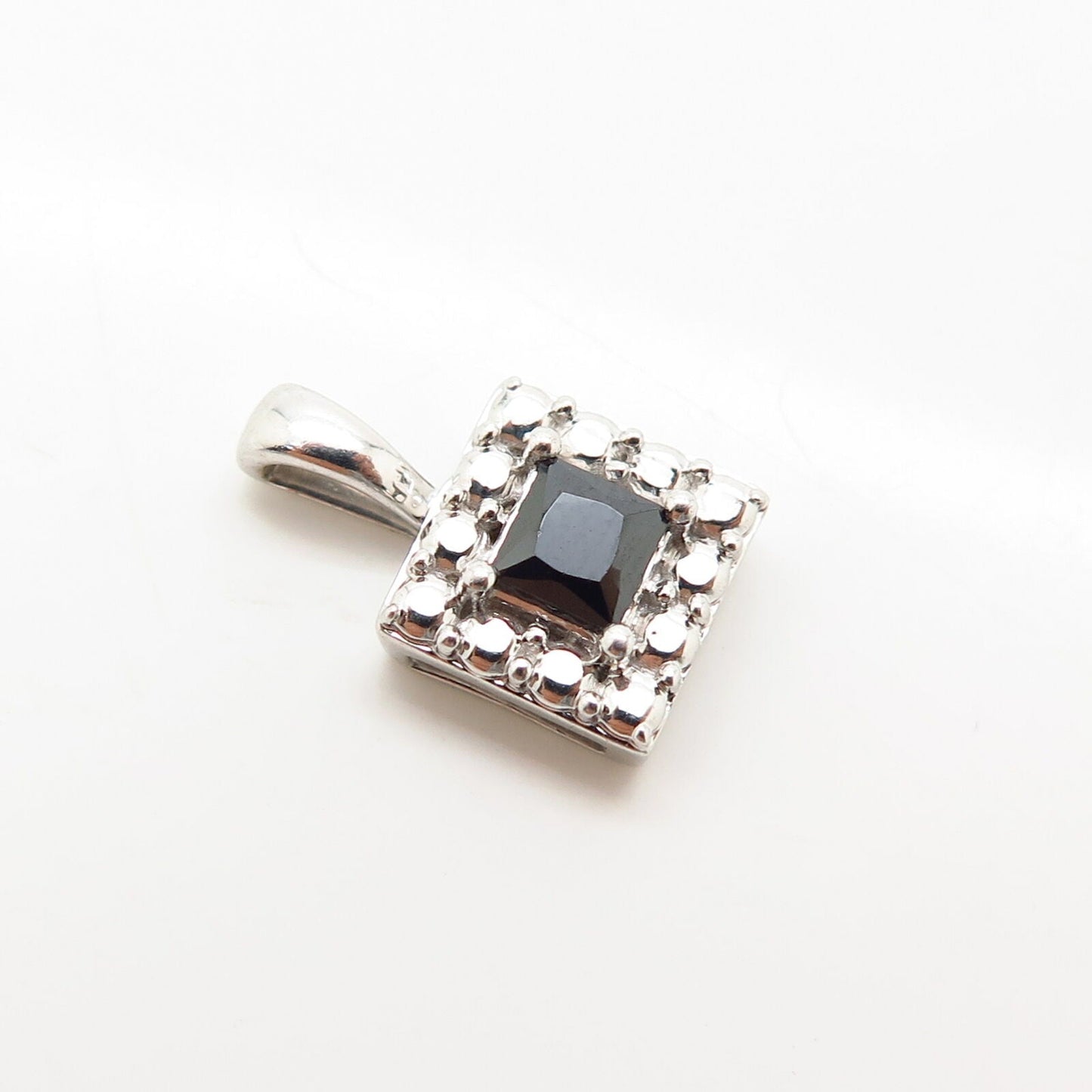 925 Sterling Silver Black C Z Pebble Design Small Square Pendant