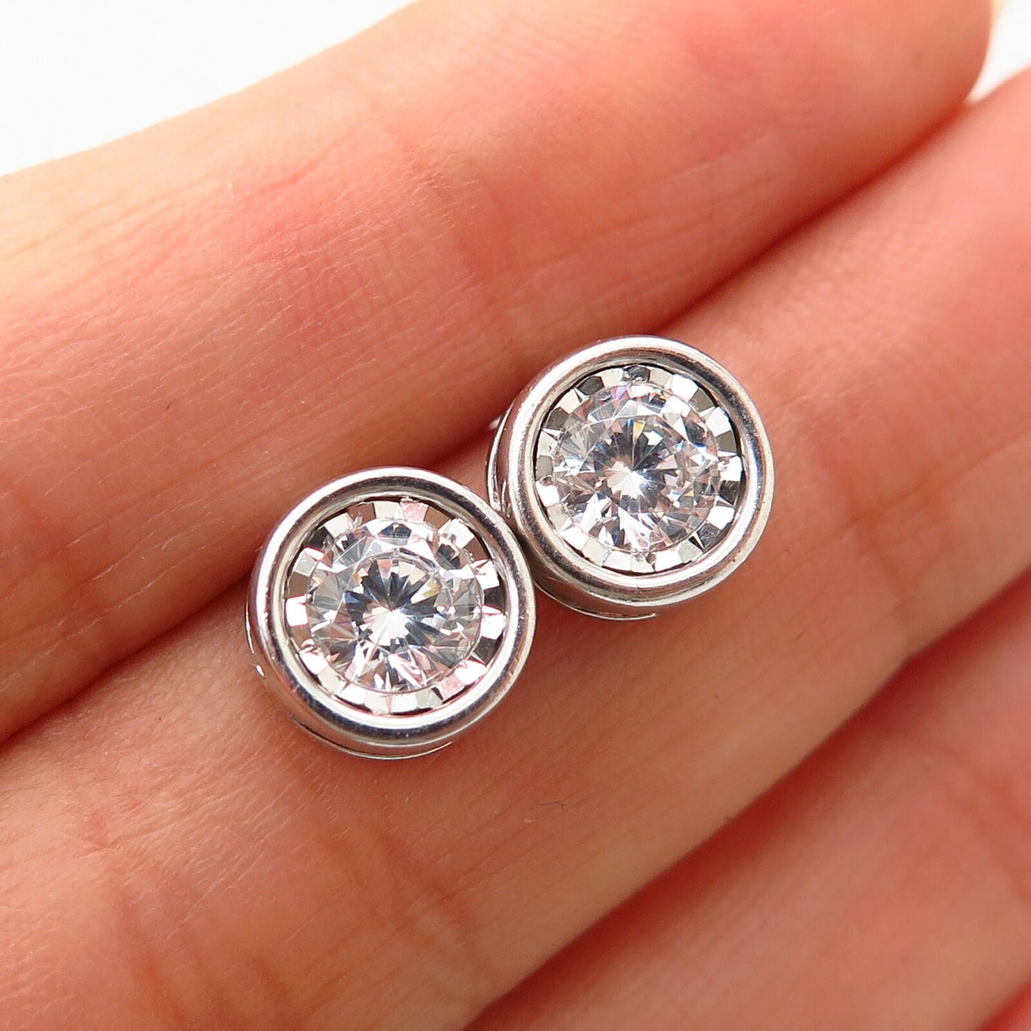 925 Sterling Silver C Z Round Stud Earrings