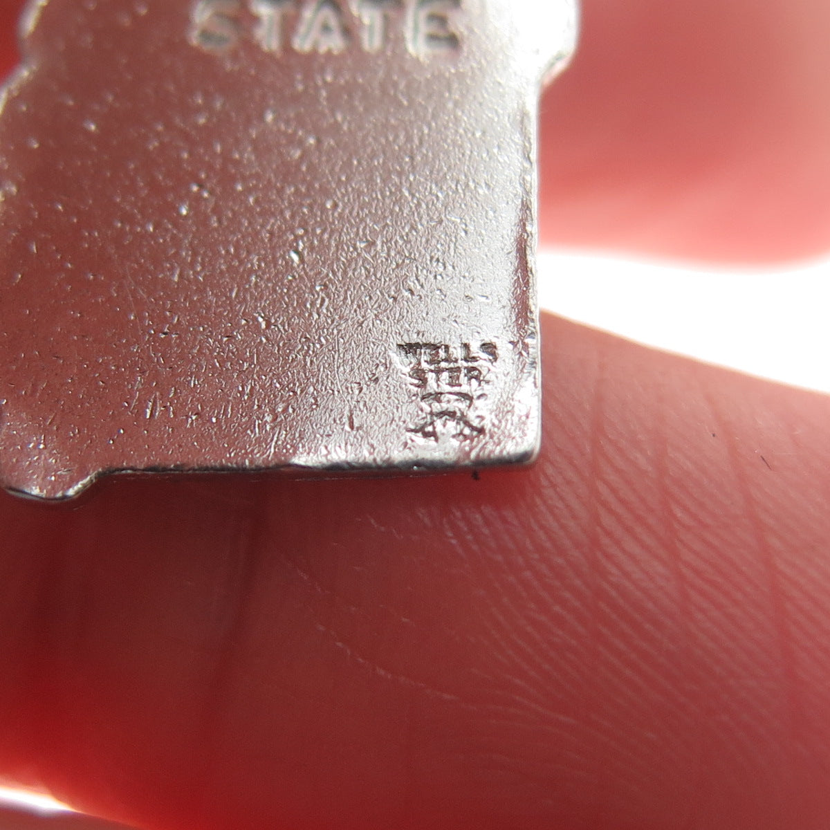 WELLS 925 Sterling Silver Vintage Enamel Missouri State Map Charm Pendant