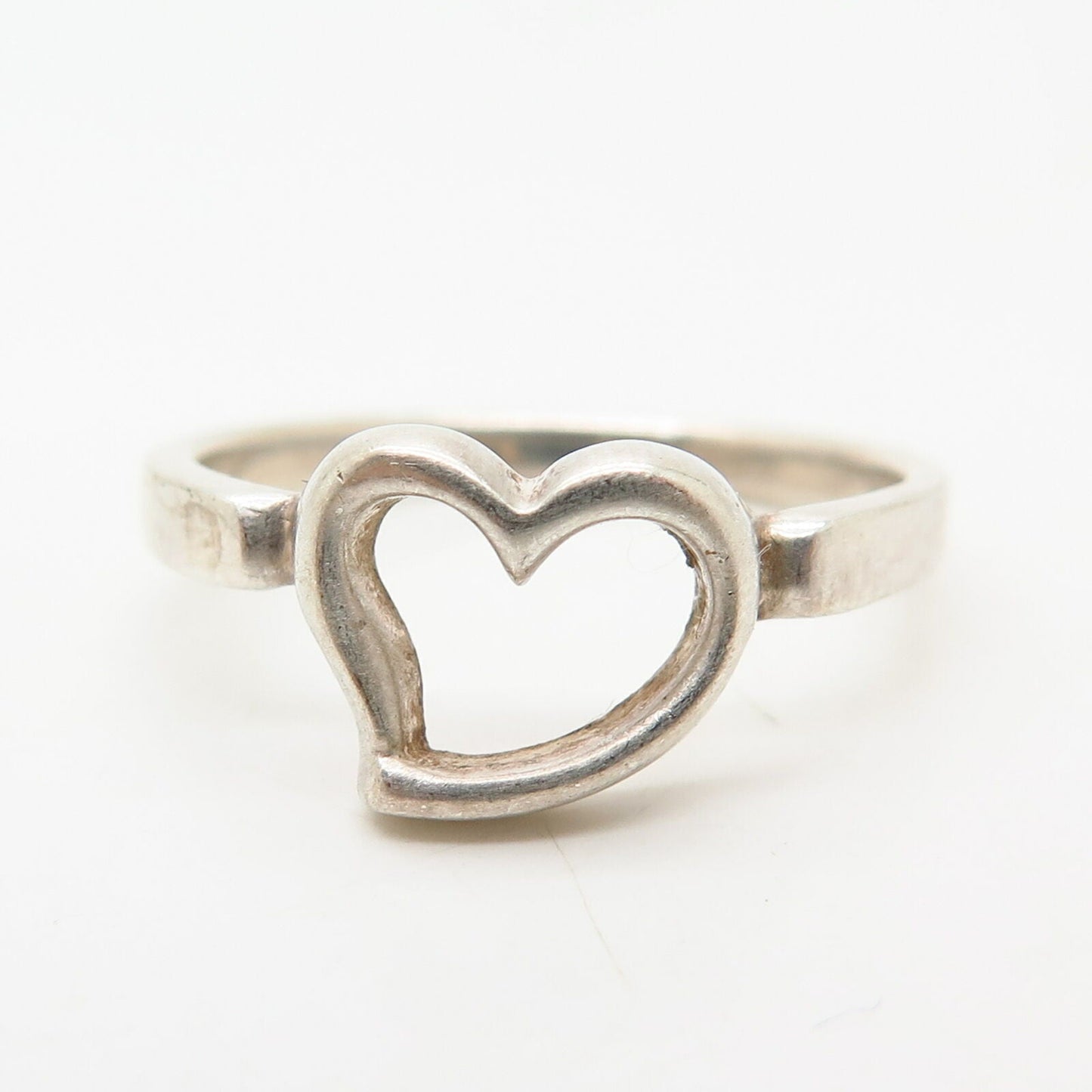 925 Sterling Silver Open Heart Design Ring Size 7 3/4