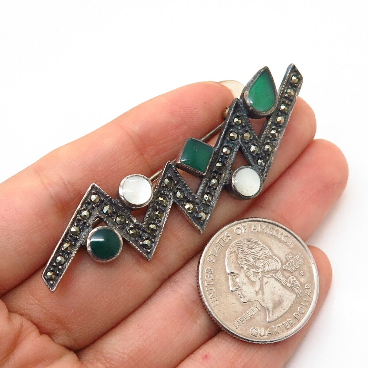 925 Sterling Silver Chalcedony Marcasite Gem & Mother-of-Pearl Zig-Zag Brooch