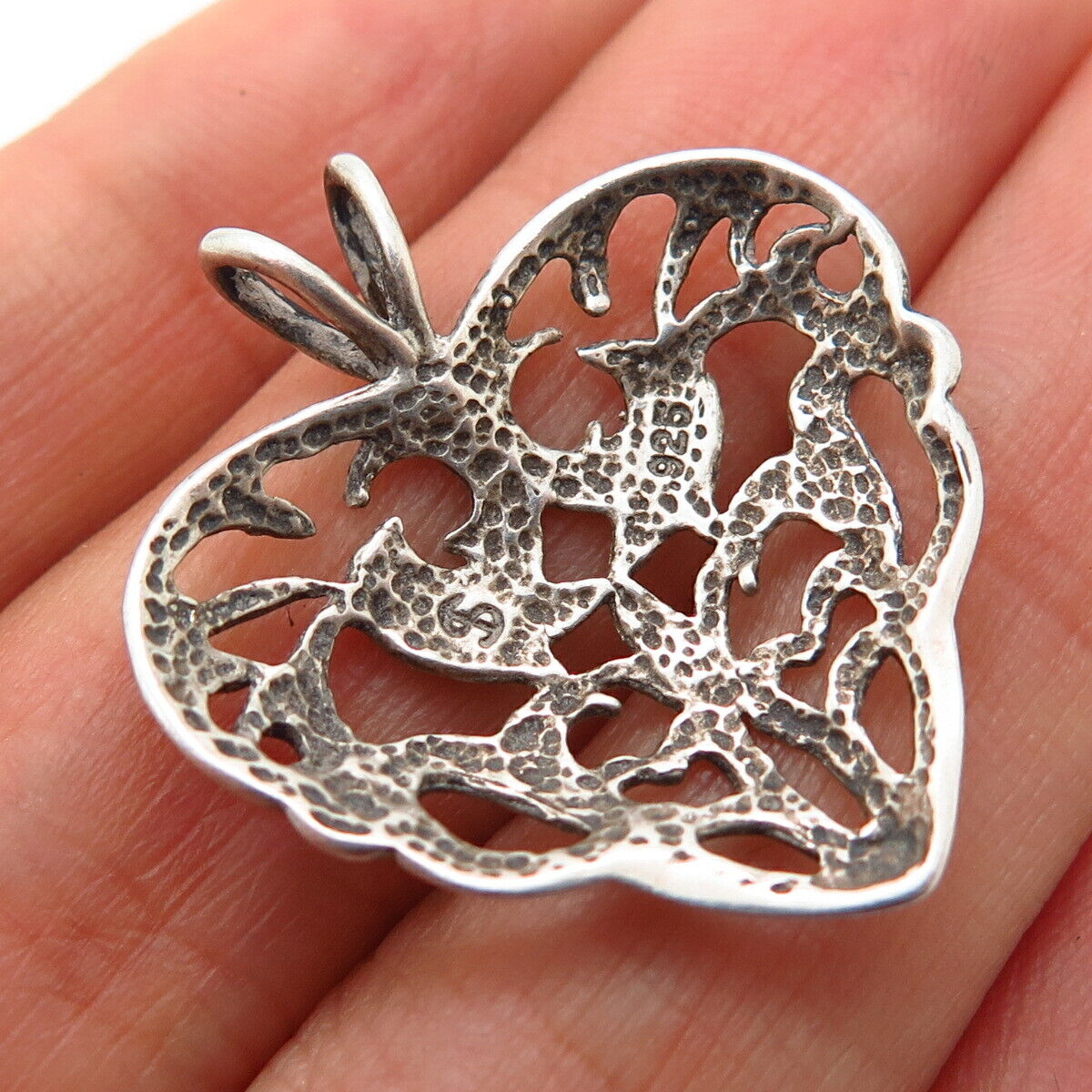 925 Sterling Silver Shube Ornate Heart Design Pendant