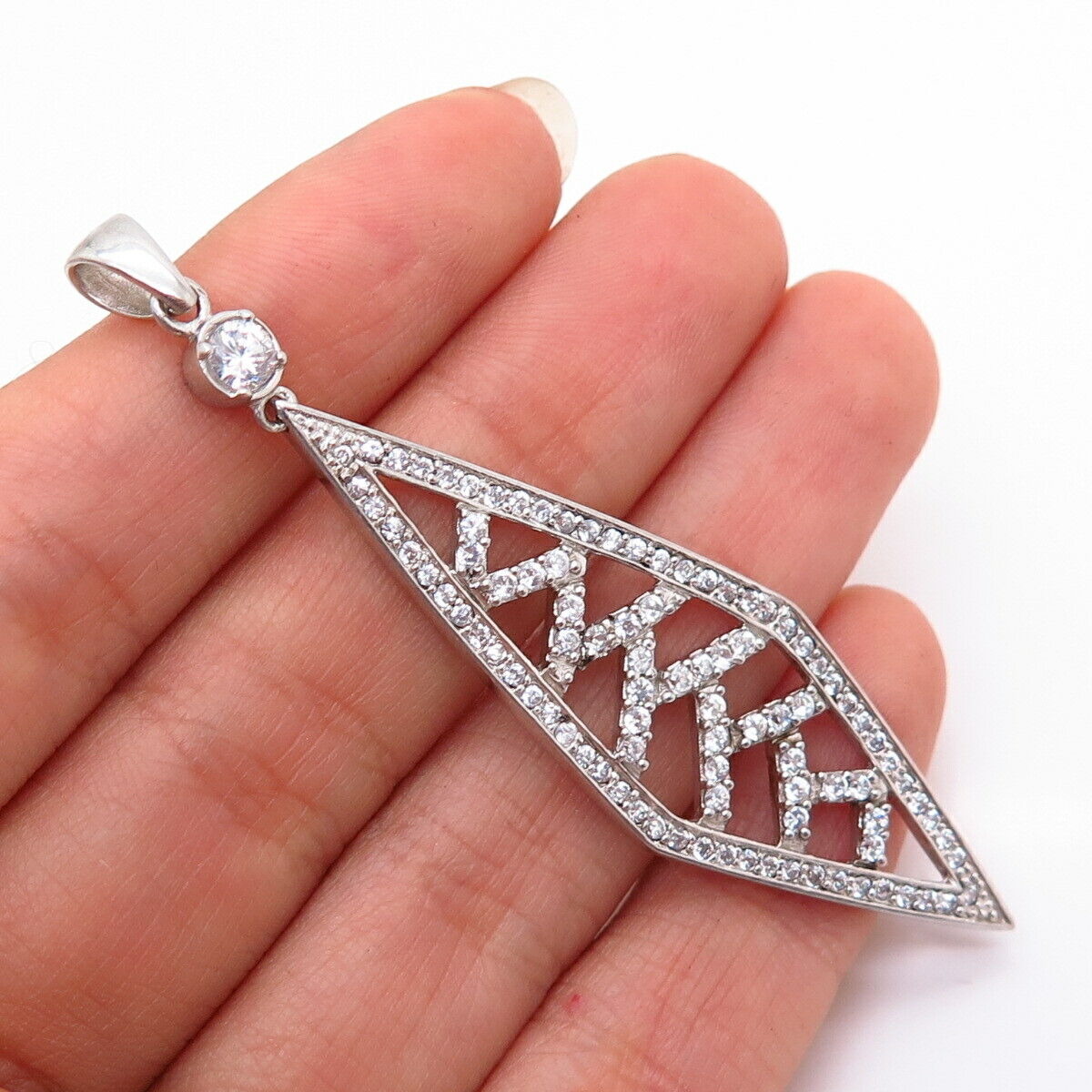 925 Sterling Silver C Z Abstract Leaf Design Pendant