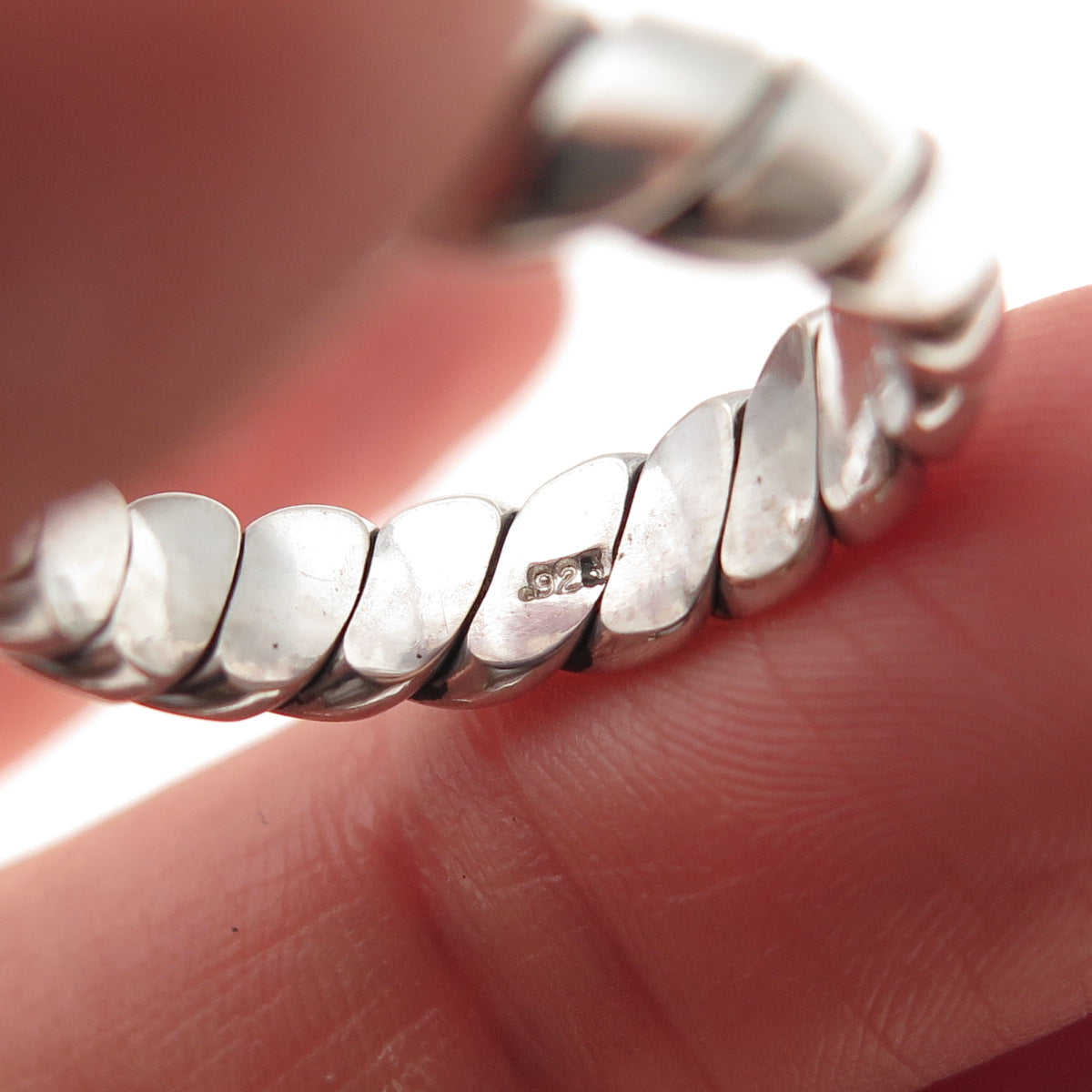 925 Sterling Silver Vintage Oxidized Ribbed Band Ring Size 7.25