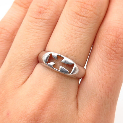 925 Sterling Silver Cutout Cross Design Ring Size 7