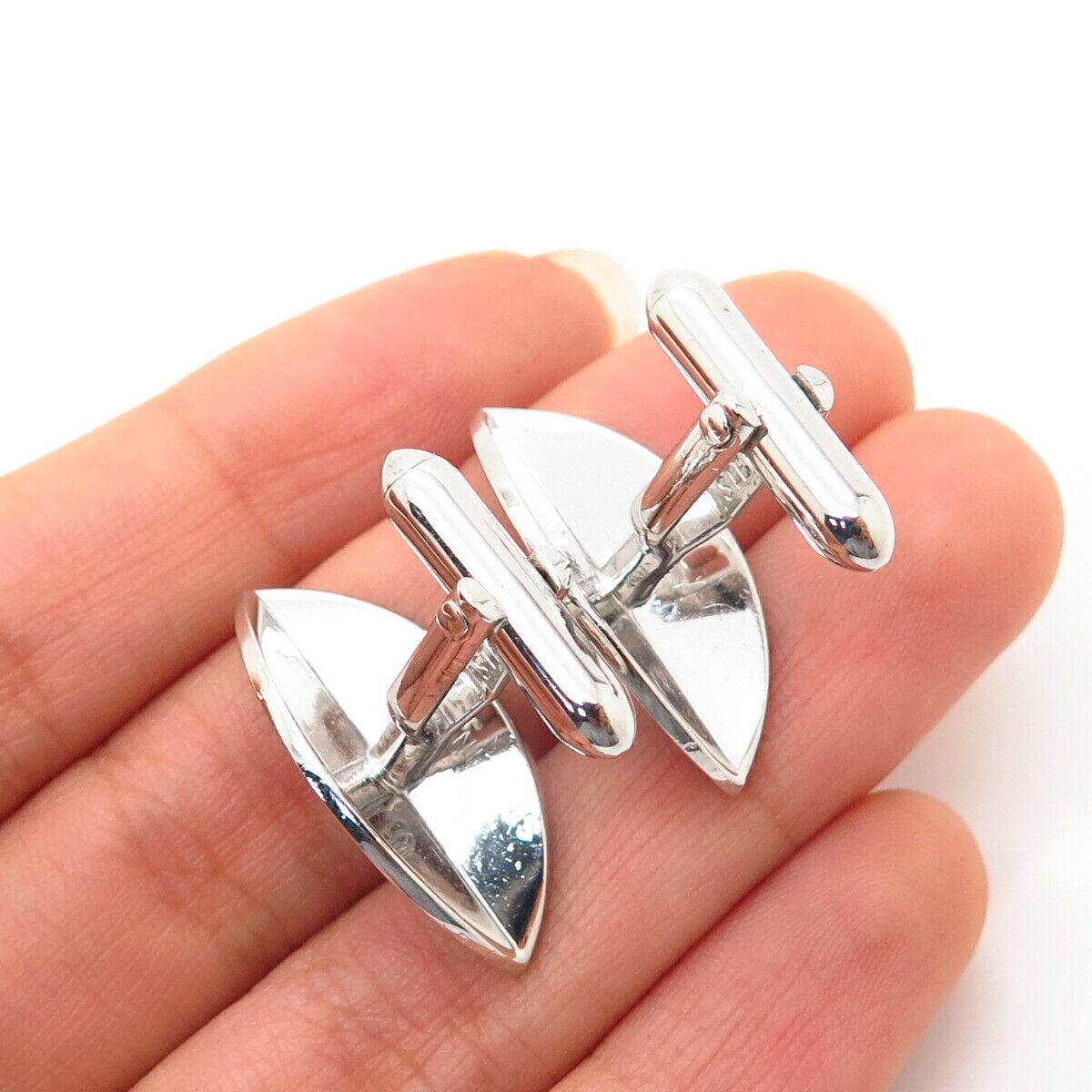 925 Sterling Silver Vintage Textured Curved Leaf Design Cufflinks