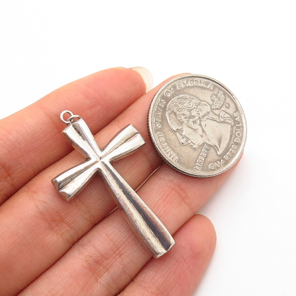 925 Sterling Silver Hollow Ribbed Puffy Cross Pendant