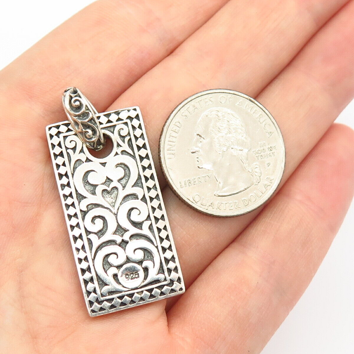 925 Sterling Silver Ornate Design Pendant