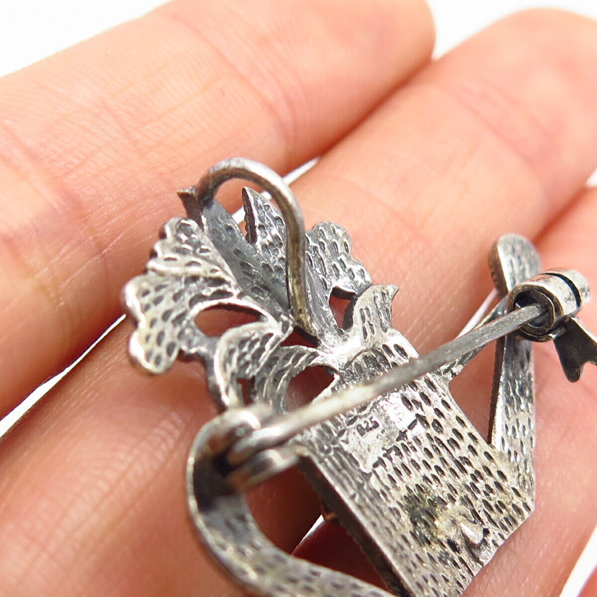 925 Sterling Silver Real Marcasite Gem Watering Can Design Pin Brooch / Pendant