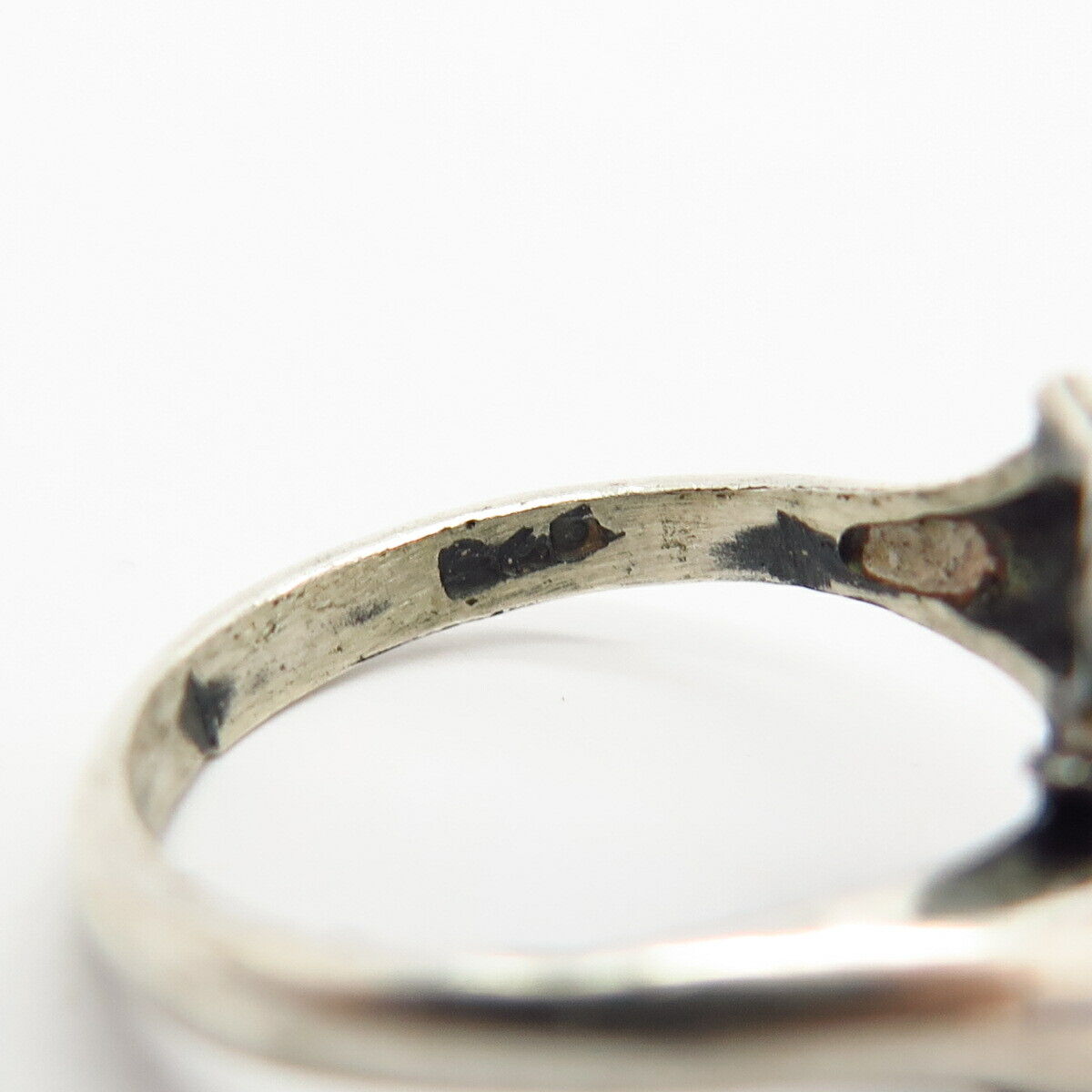 925 Sterling Silver Dolphin Couple Design Ring Size 5 3/4