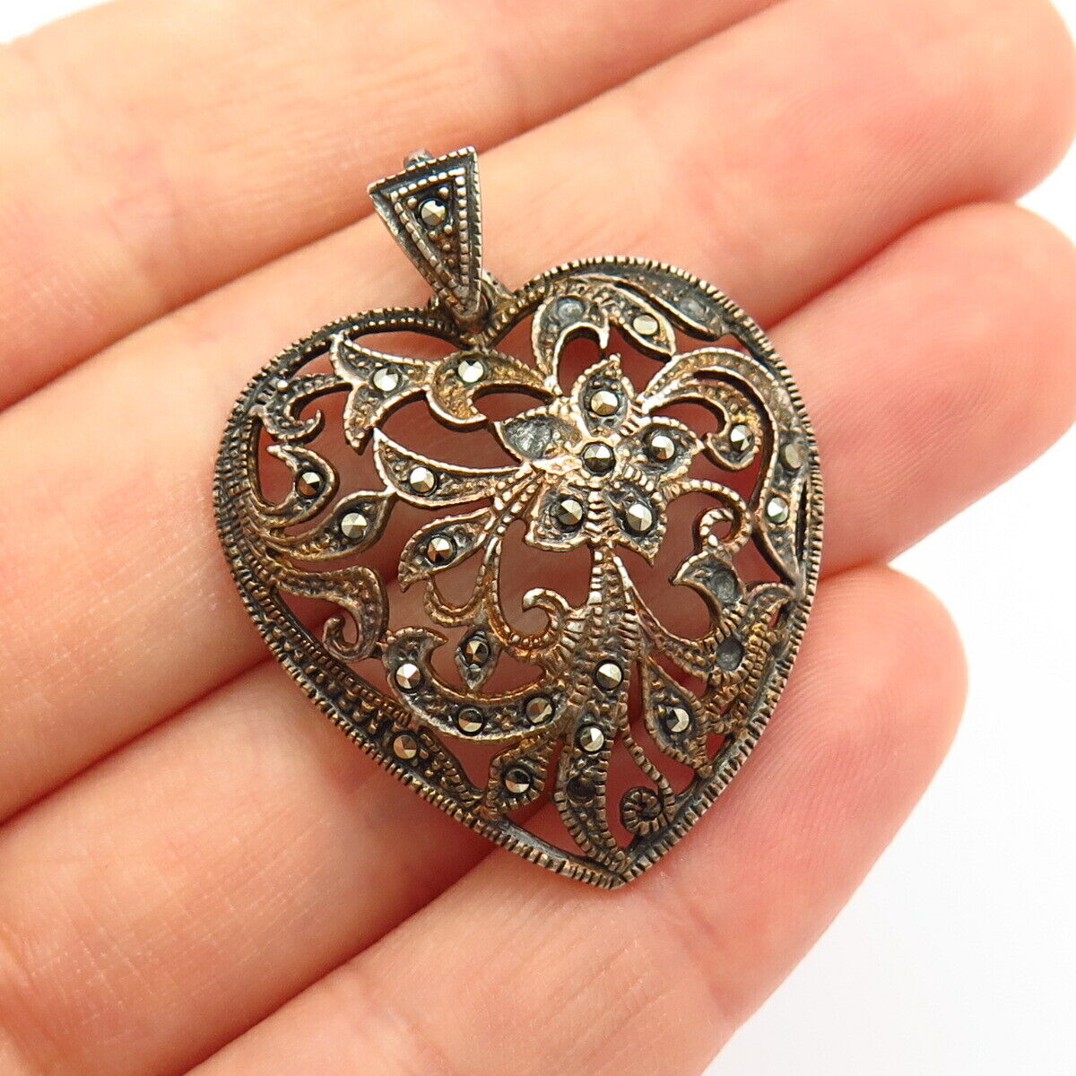 925 Sterling Silver Real Marcasite Gem Floral Design Heart Shape Ornate Pendant