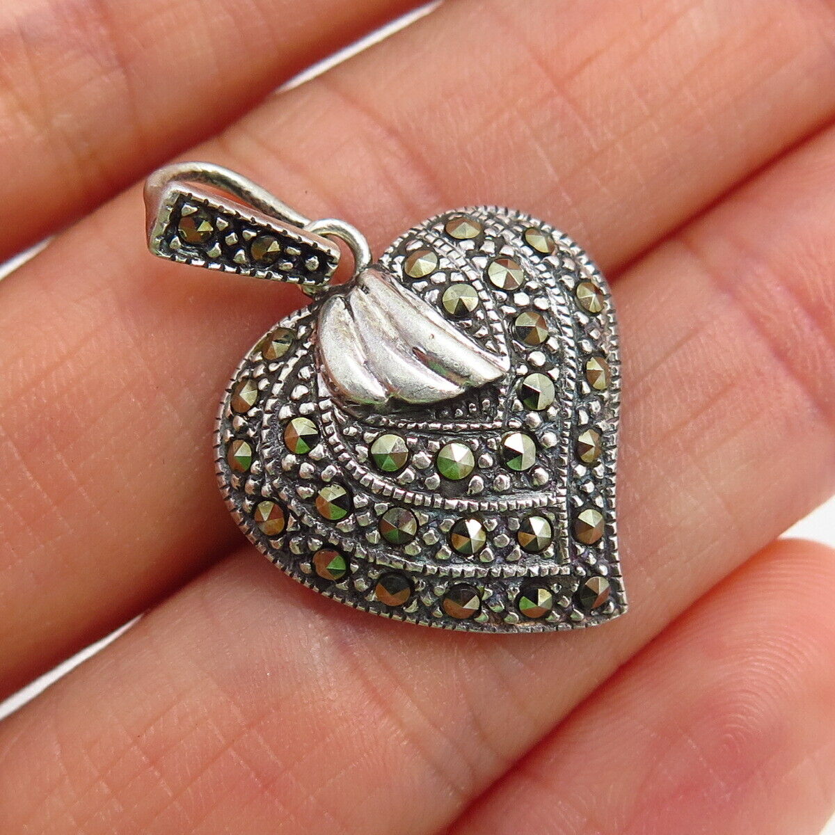 925 Sterling Silver Real Marcasite Gemstone Heart Design Pendant