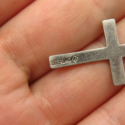 925 Sterling Silver Vintage Ribbed Design Cross Pendant