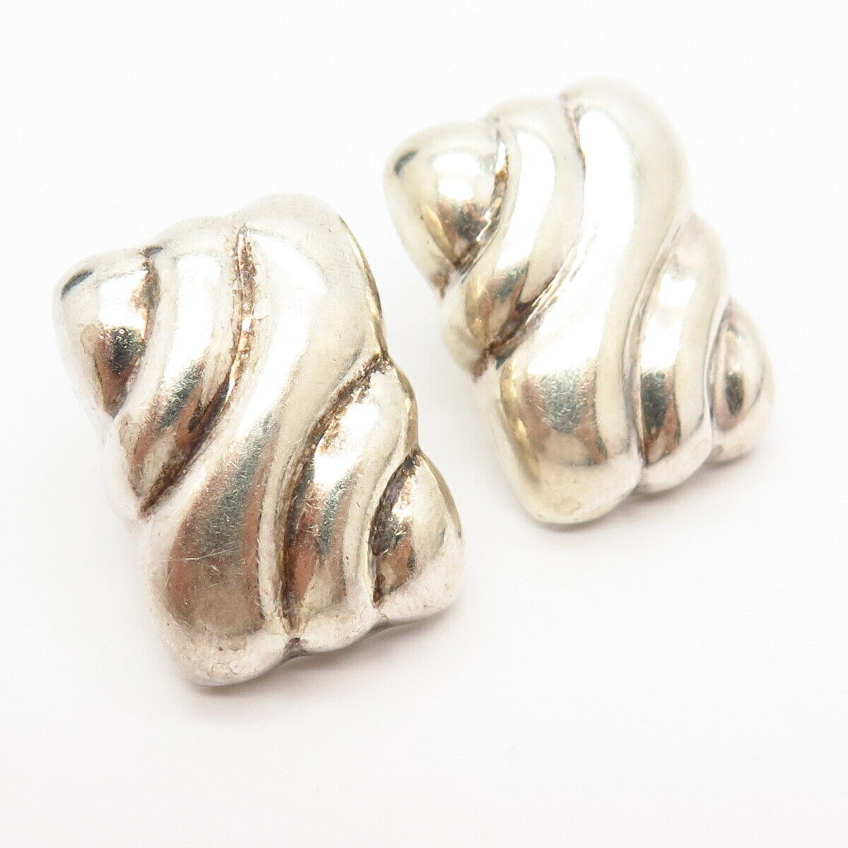 925 Sterling Silver Vintage Mexico Puffy Curved Ribbed Design Hollow Earrings