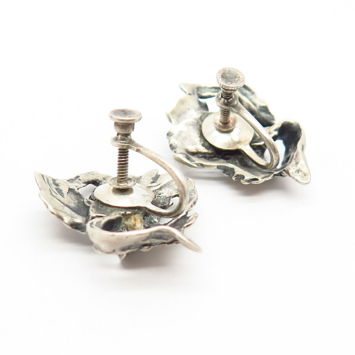 925 Sterling Silver Vintage Floral Design Screw Back Earrings