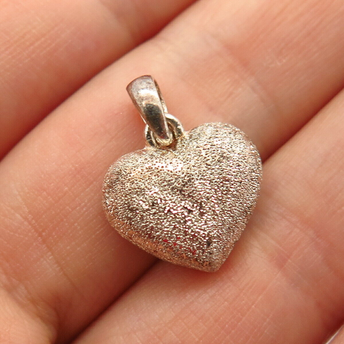 925 Sterling Silver Textured Heart Design Pendant