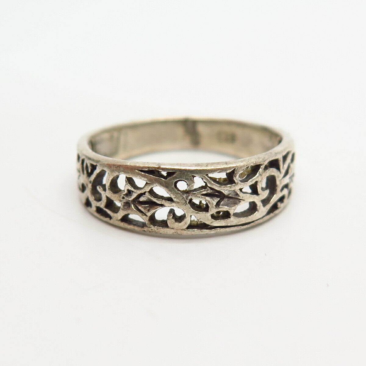 925 Sterling Silver Ornate Design Ring Size 6 3/4