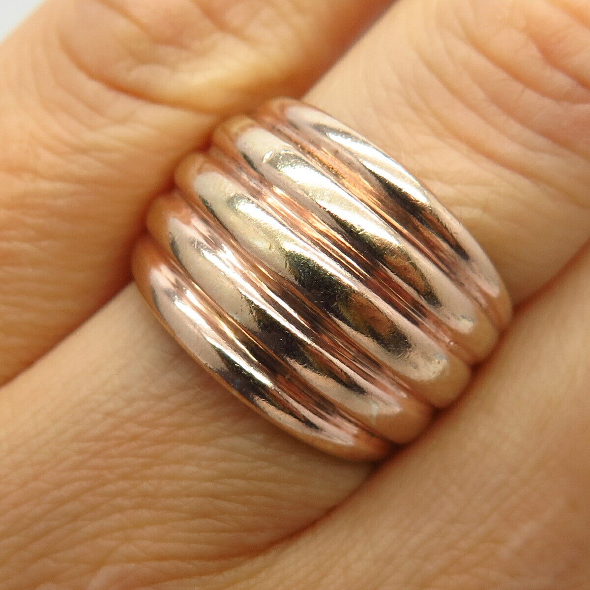 925 Sterling Silver Rose Gold Plated Vintage Italy Ribbed Design Ring Size 7 1/4