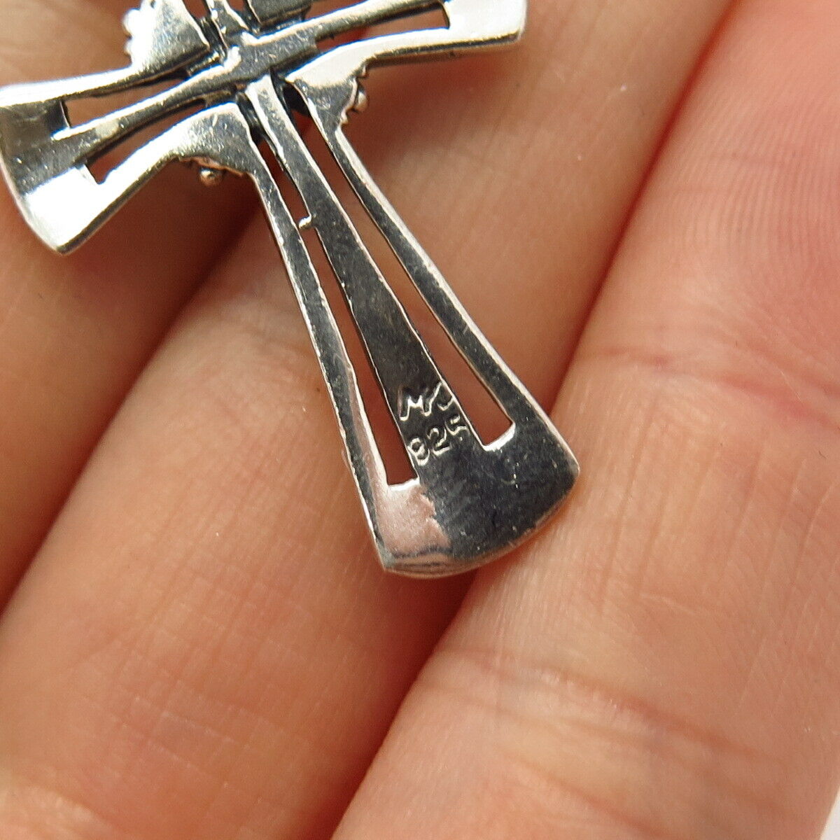 925 Sterling Silver Granulated Design Cross Pendant