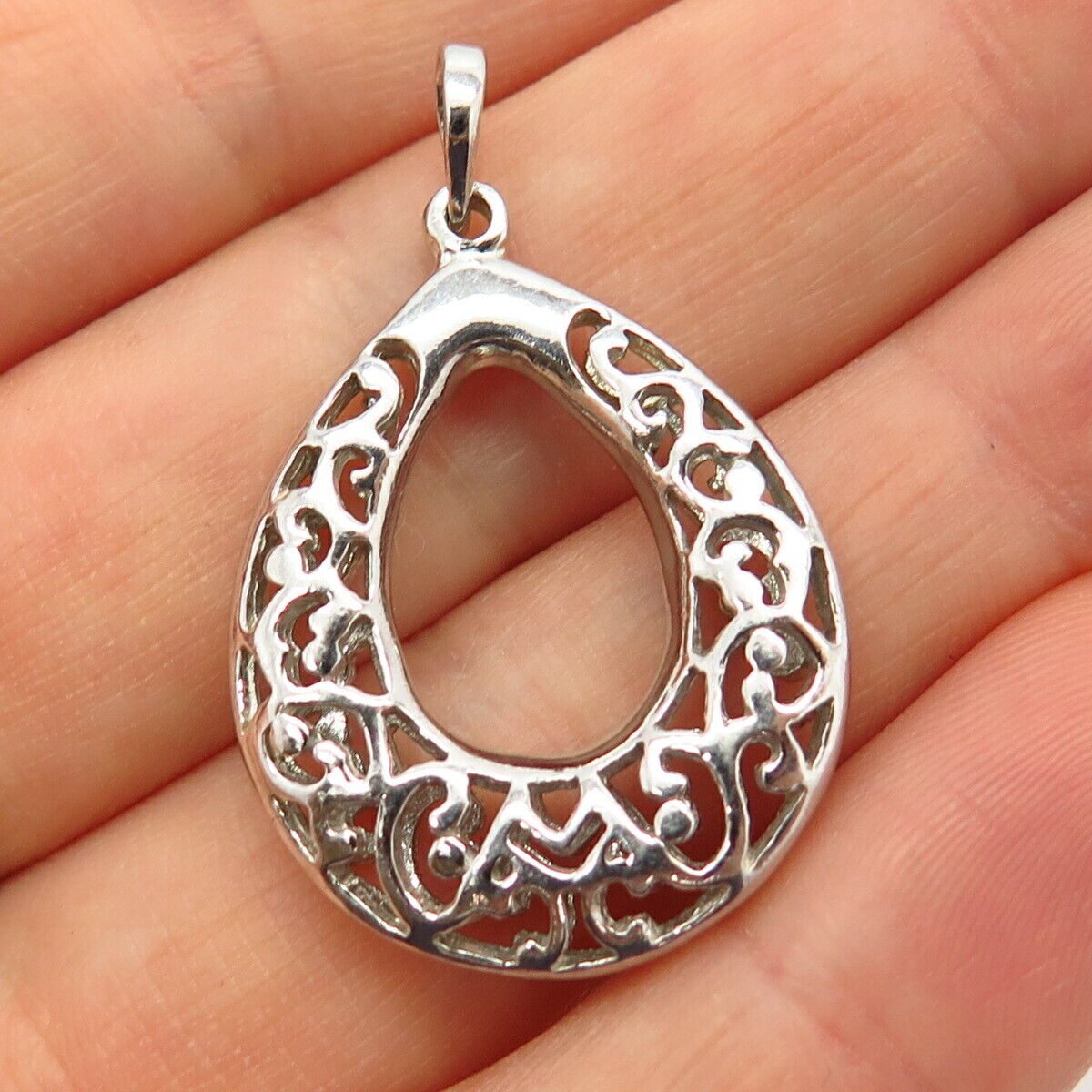 925 Sterling Silver Ornate Teardrop Design Reversible Pendant