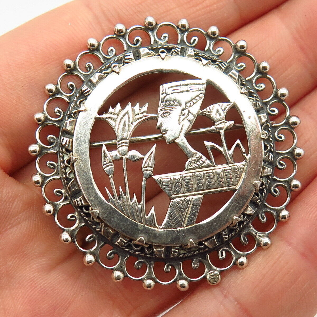 600 Silver Vintage Egyptian Nefertiti Pharaoh Design Pin Brooch