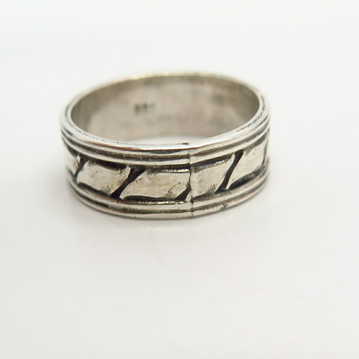 925 Sterling Silver Ornate Design Band Ring Size 5