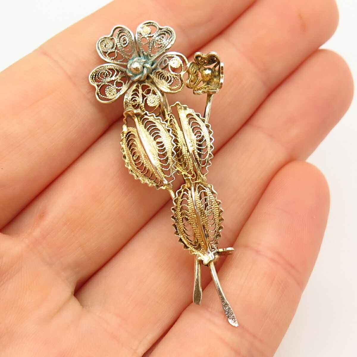 800 Silver 2-Tone Vintage Filigree Floral Design Pin Brooch