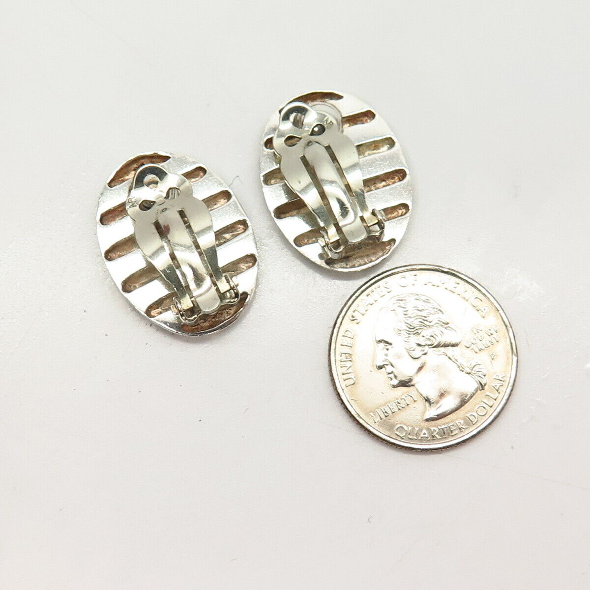 925 Sterling Silver Ribbed Design Oval Shape Clip On Earrings