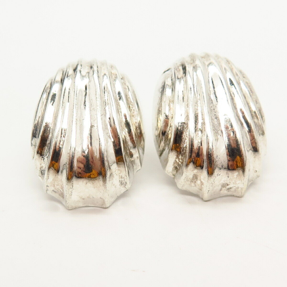 925 Sterling Silver Shell Design Stud Earrings